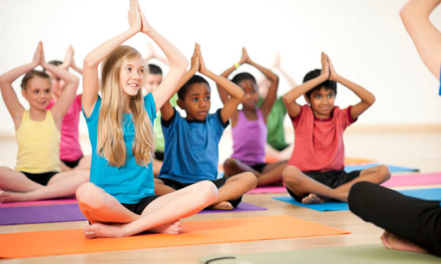 Yoga per bambini all’Atelier Pico Bello di Calolziocorte. Si parte venerdì 24 marzo