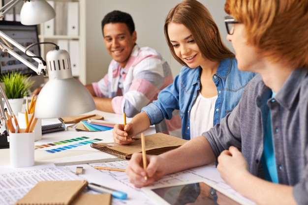 Lecco, una città a misura di studenti. Ecco le novità per loro