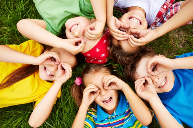 Piazza Europa a Cremeno si trasforma per i nostri bambini!