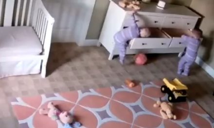 VIDEO | La casa è un posto senza pericoli per i nostri figli? Questo video ci invita a tenere sempre alta l’attenzione