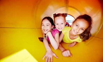 Ultima serata della rassegna “Scuola e famiglia” promossa dal “Molinatto” di Oggiono: si parla del “Desiderio di diventare grandi”