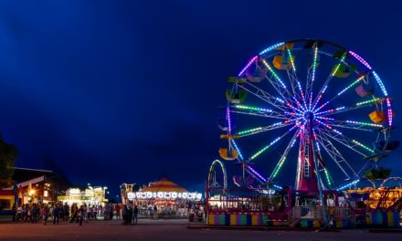 LECCO, “PASQUAPARK”: NON POTEVA CERTO MANCARE IL TRADIZIONALE APPUNTAMENTO CON IL LUNAPARK DI LECCO