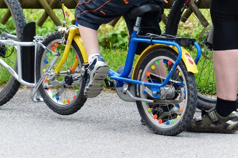 LECCO, “BICICLETTATA NON COMPETITIVA” ORGANIZZATA DAL PIEDIBUS: DUE PERCORSI IN PROGRAMMA